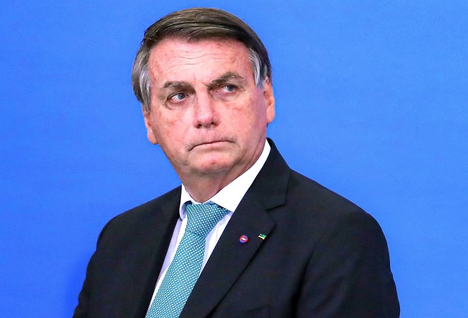 Relator no TSE vota para rejeitar recurso de Bolsonaro contra inelegibilidade