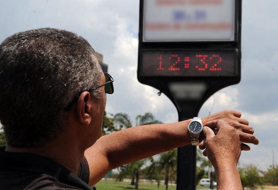 Ministério diz ainda não ter necessidade da volta do horário de verão