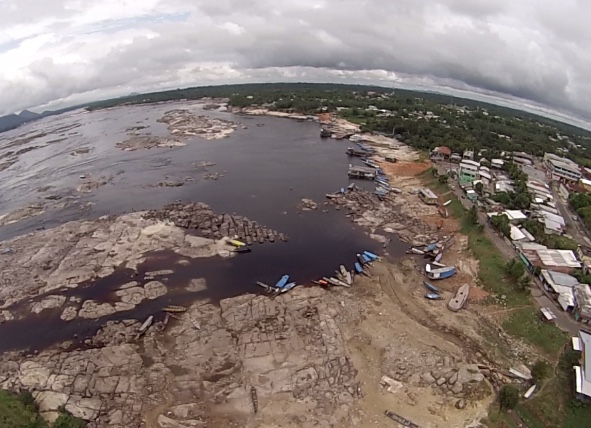 Manaus decreta situação de emergência por seca do Rio Negro
