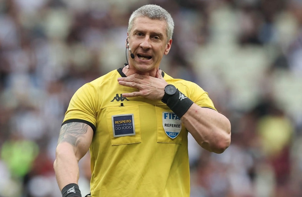 Santos vê erros de Daronco e tenta reverter cartões de Soteldo e Lucas Lima