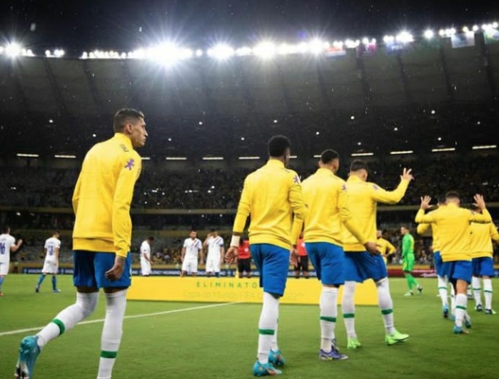 Atacante Raphinha é desconvocado da Seleção Brasileira Masculina Principal