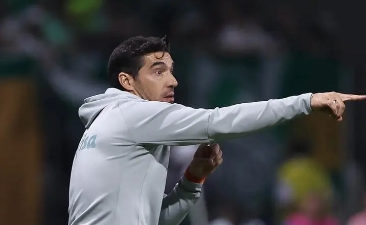 Abel indica fogo amigo e quer blindagem na casa do Palmeiras