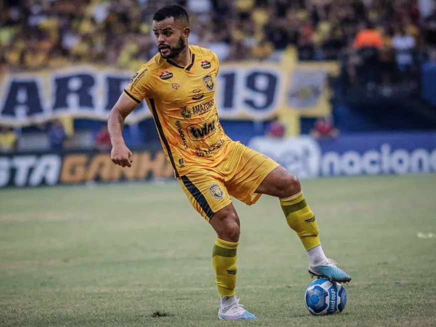 Rafael Tavares celebra dois acessos seguidos com o Amazonas FC