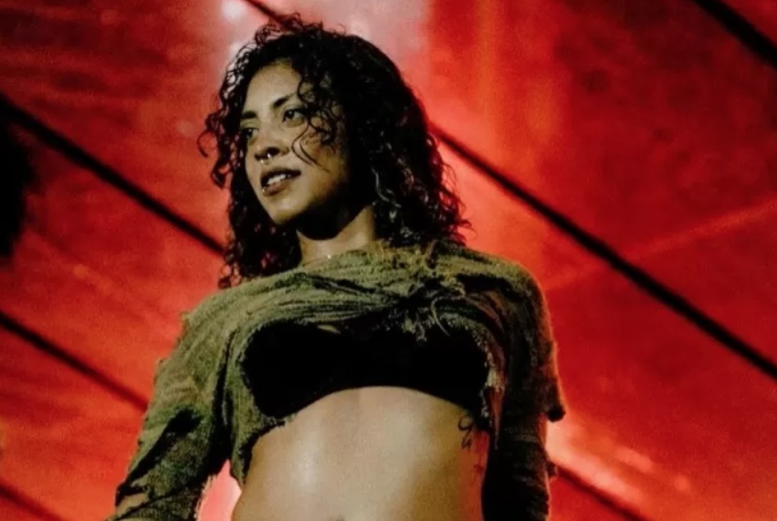 Quem é Mariana Maciel, bailarina vista aos beijos com Luísa Sonza 