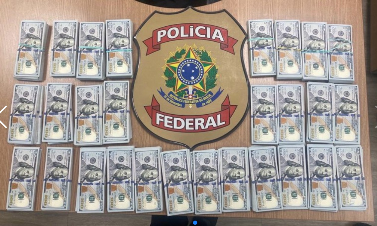 PF apreende US$ 170 mil em dinheiro com diretor afastado da Abin; veja foto