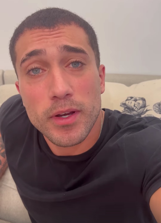 Affair de Lexa se defende de acusação de agressão contra ex 