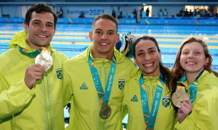 Brasil ganha ouro e quebra recorde na natação no Pan-americano do Chile