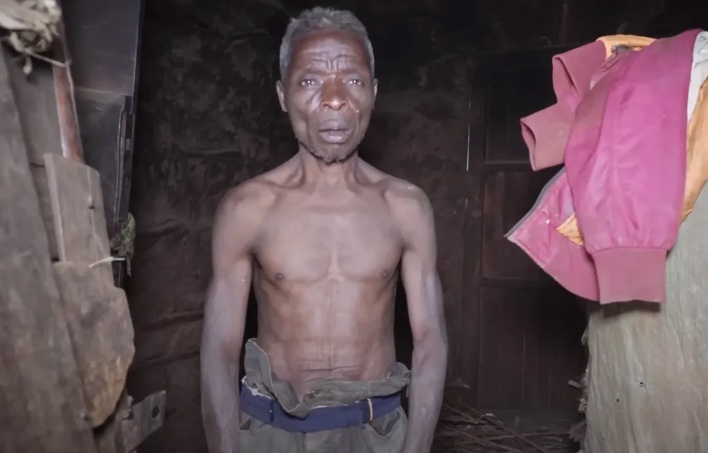 Homem vive isolado para não ter contato com mulheres há 55 anos, entenda