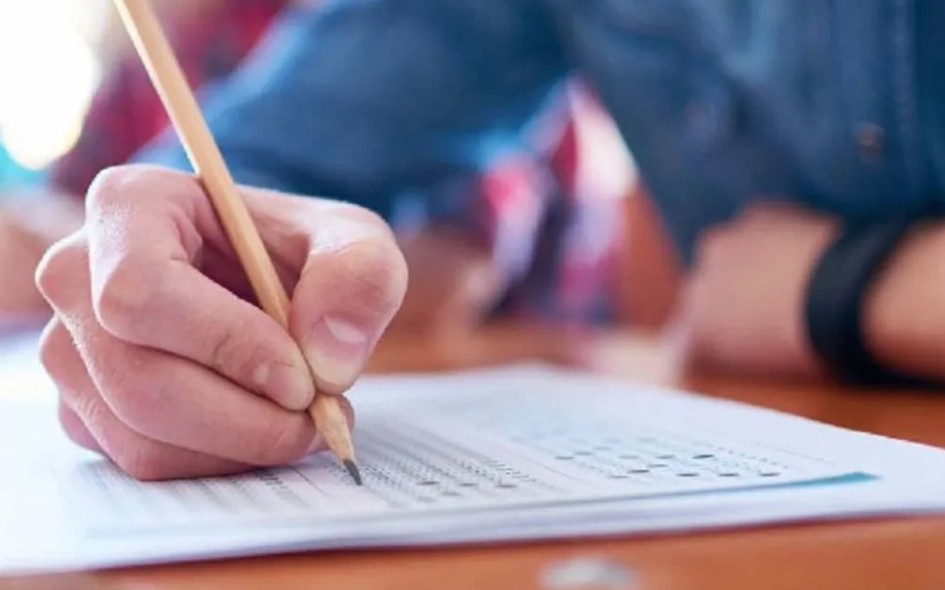 Com salários de até R$ 15 mil, TRT-11 abre inscrições para concurso