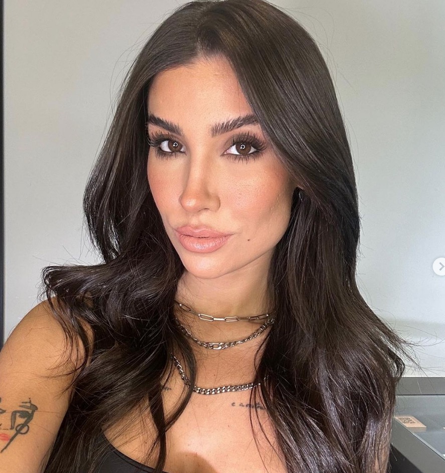 Bianca Andrade e filho seguirão internados em hospital após acidente