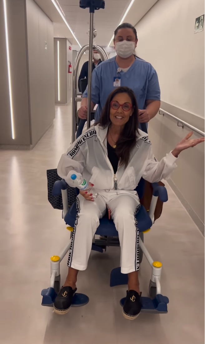 Apresentadora da Globo recebe alta após ser diagnosticada com mononucleose 