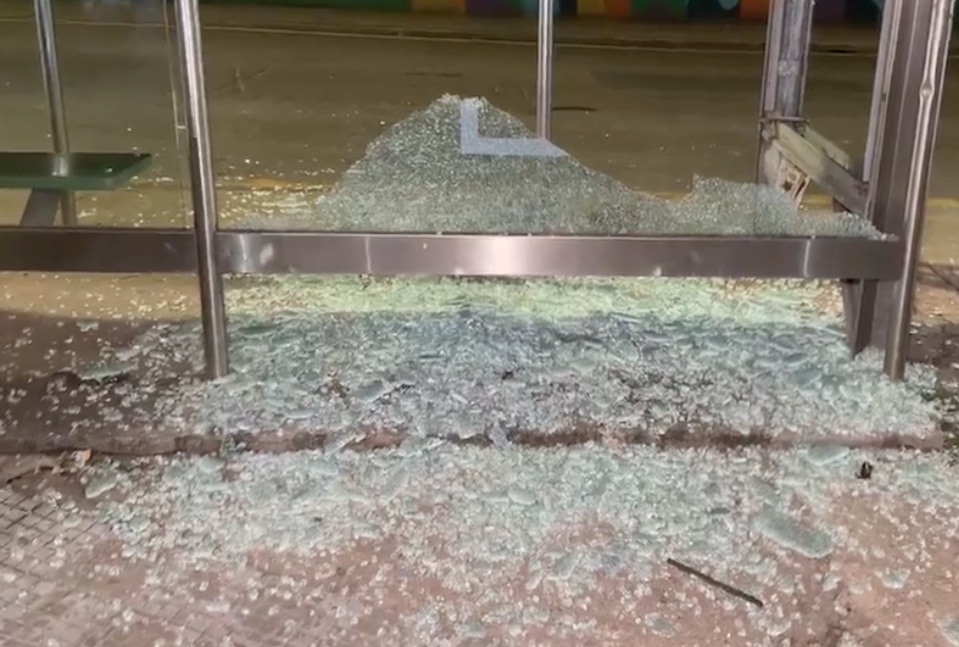 Criminosos tentam matar policiais na Compensa