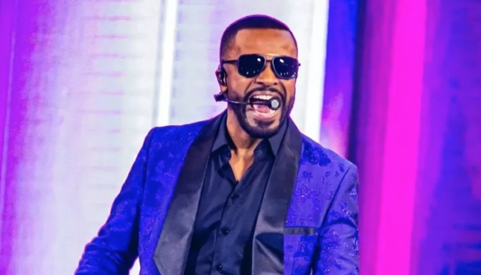 Alexandre Pires cancela show em Cruzeiro após passageiro cair no mar 