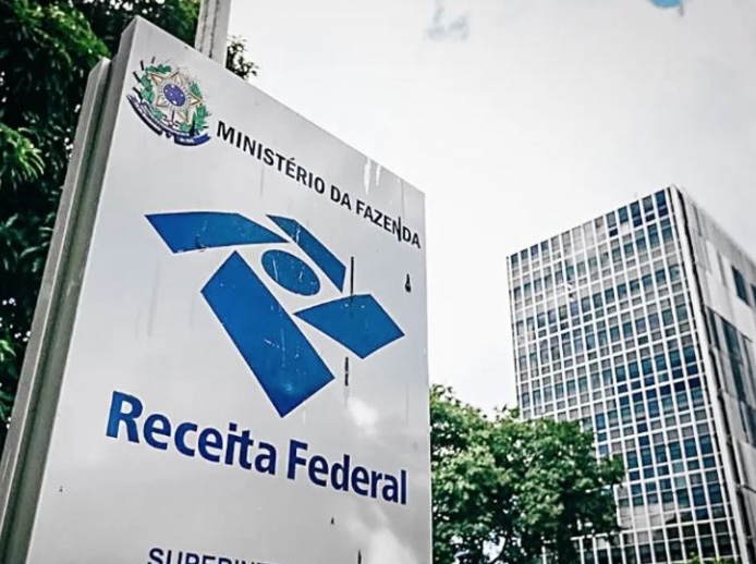 Leilão da Receita tem iPhone e celulares da Xiaomi a partir de R$ 500