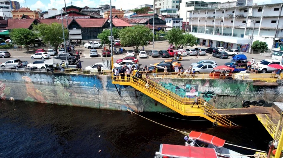 Marinha realiza fiscalização na Orla de Manaus
