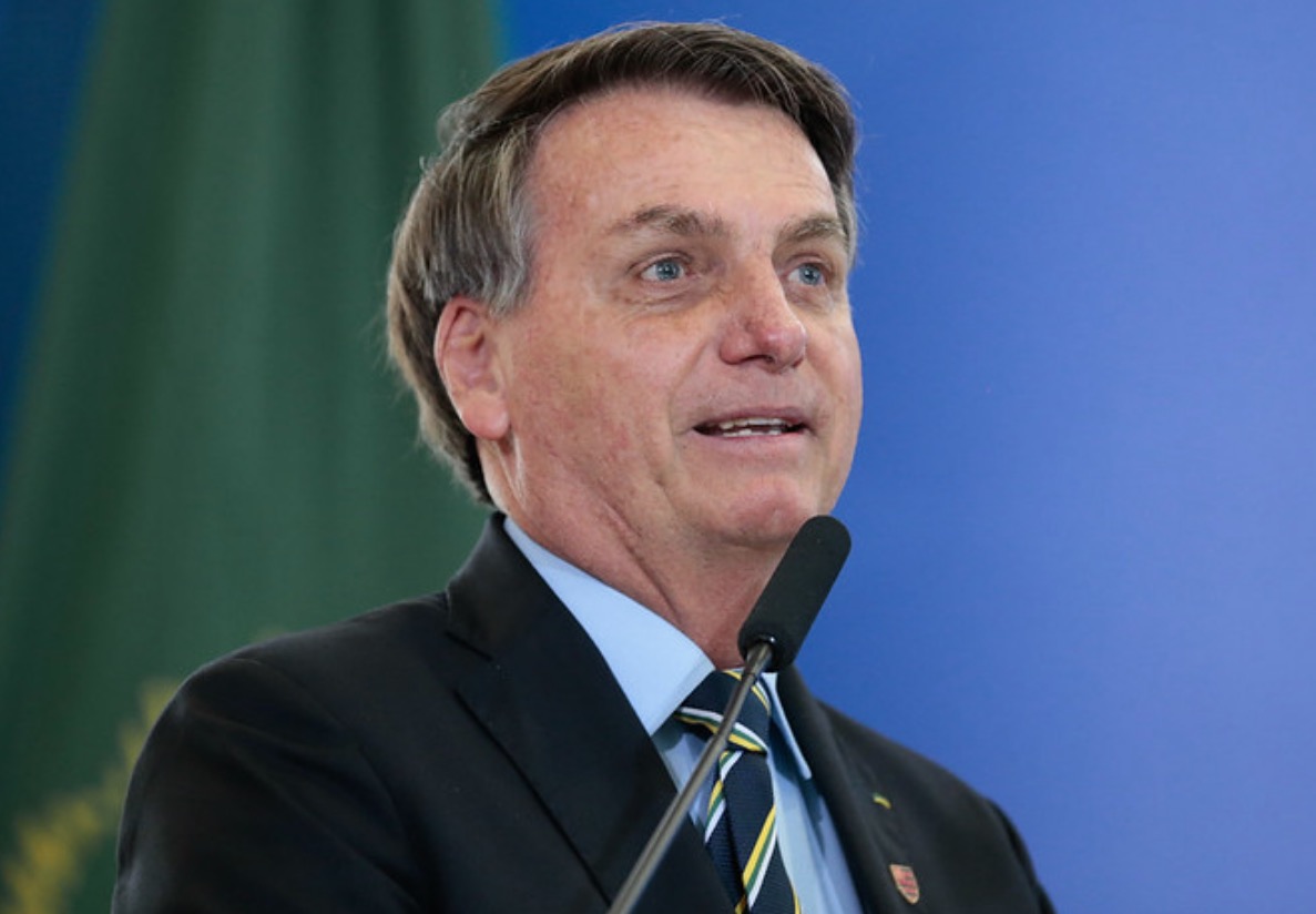 Passaporte de Bolsonaro estava na sede do PL e já foi entregue à PF