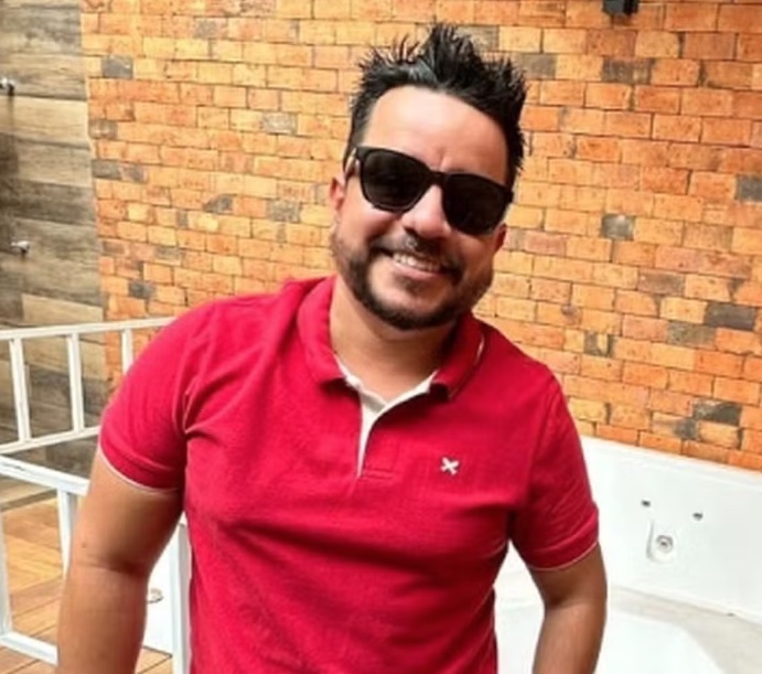 Homem invade casa e mata cantor sertanejo a tiros