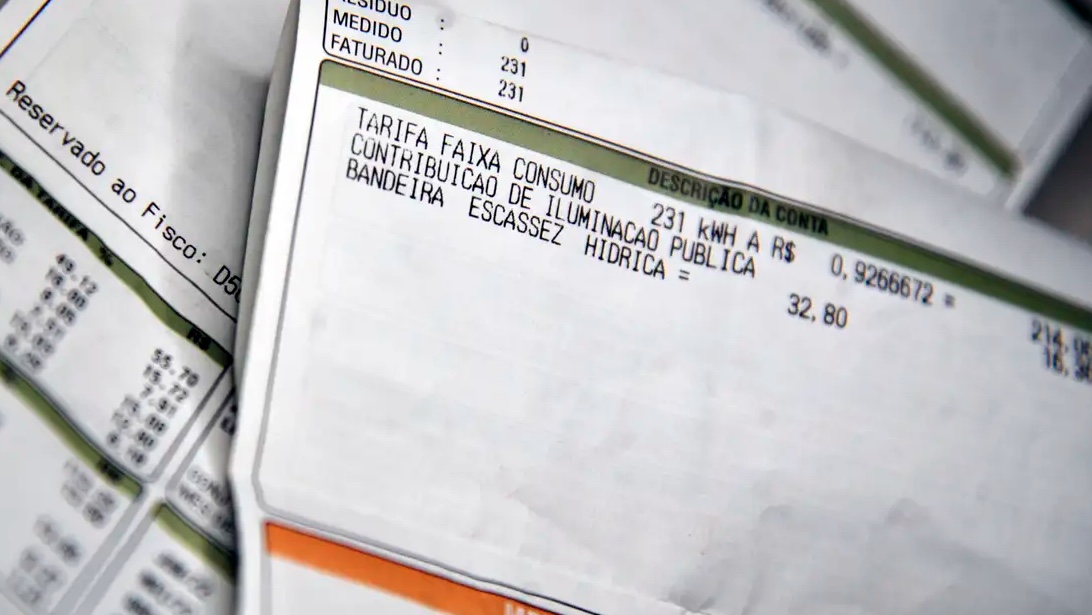 Aneel aprova redução de 37% nas bandeiras tarifárias