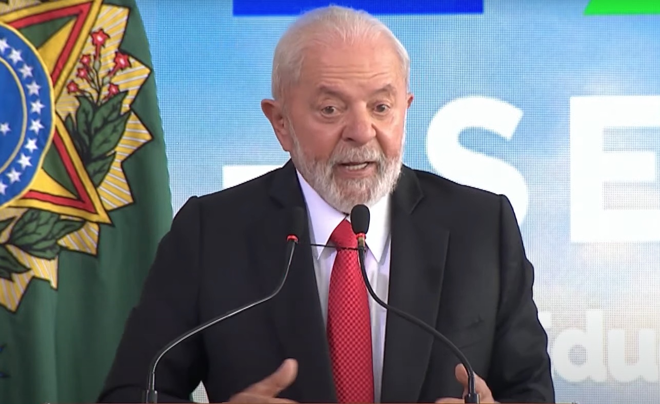 Lula libera mais de R$ 20 bilhões para saúde e educação 