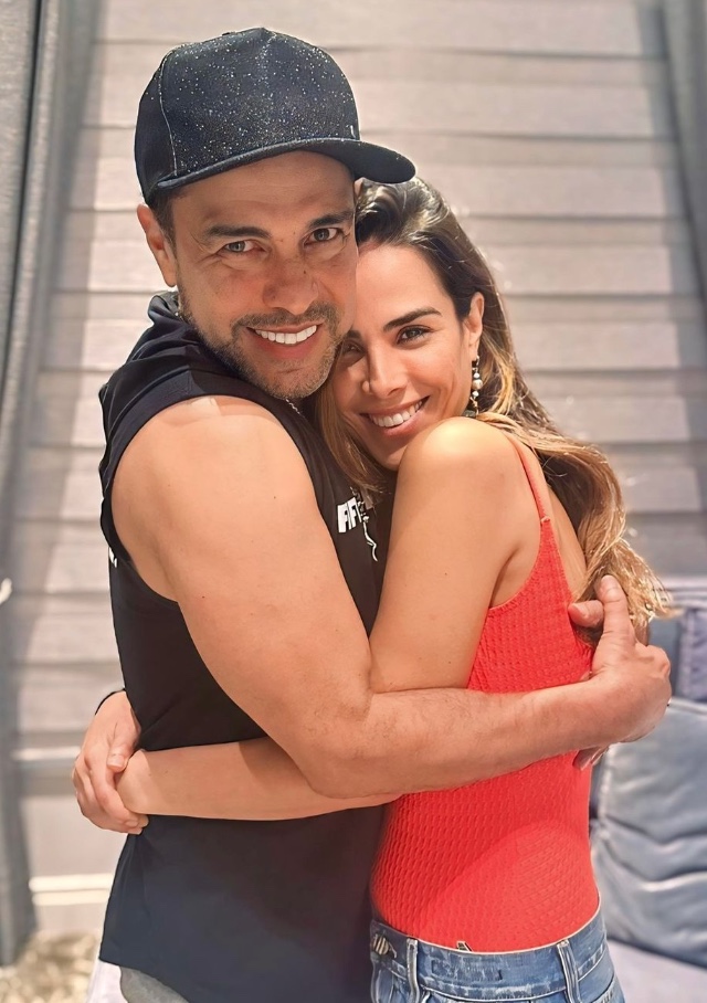 'Muito amor e saudade', diz Wanessa Camargo sobre reencontro com o pai