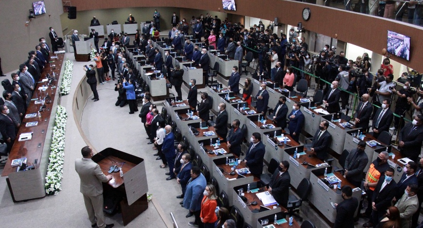 Justiça autoriza cotão de R$ 33 mil a vereadores de Manaus