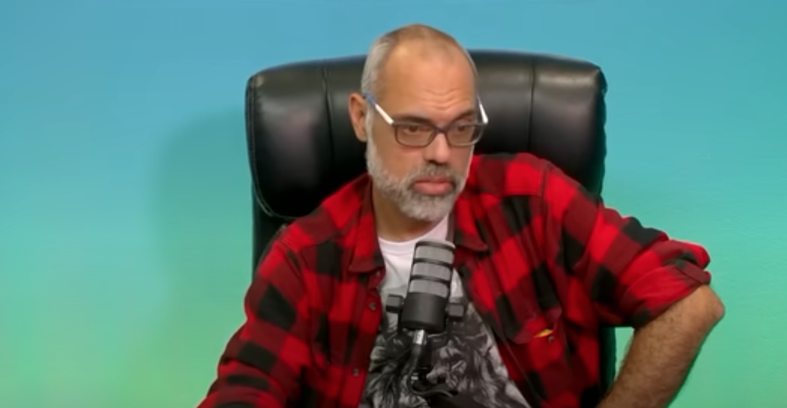 EUA arquiva pedido de extradição de blogueiro bolsonarista 