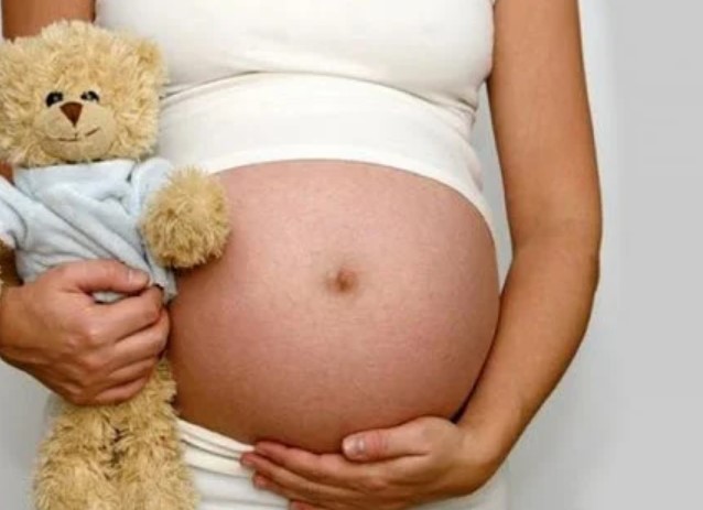 Homem é inocentado de estupro mesmo após engravidar menina de 12 anos