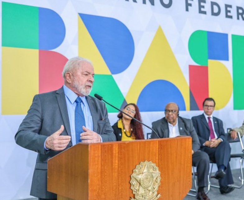 Lula libera R$ 1 bilhão para combater garimpo ilegal nas terras Yanomami