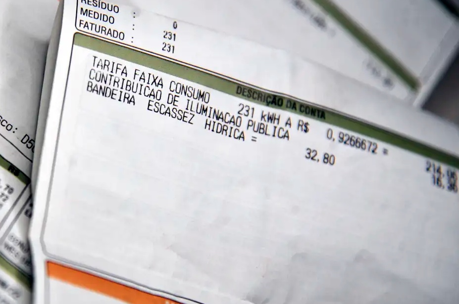 Beneficiários da tarifa social de energia precisam atualizar CadÚnico