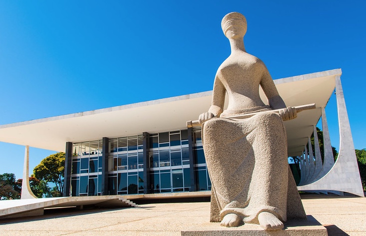 STF quer que políticos envolvidos em tentativa de golpe fiquem inelegíveis 