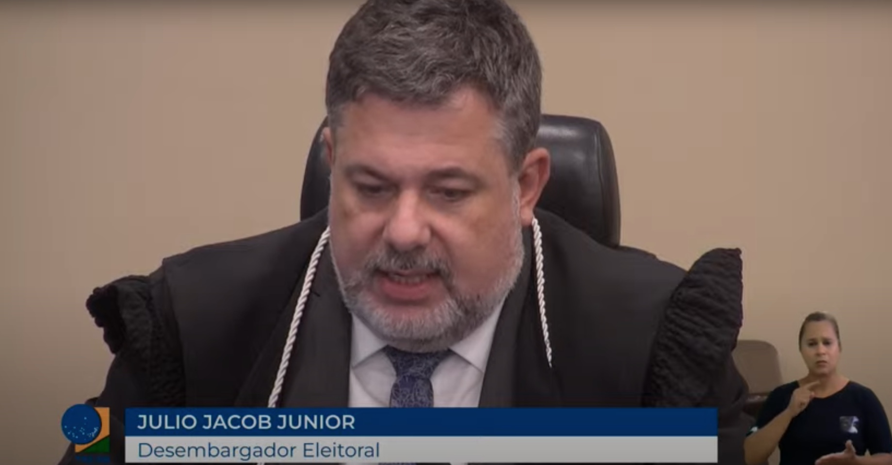 Desembargador vota a favor da cassação de Moro; placar é de 3 a 2 