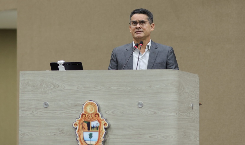 David Almeida tem apoio de metade dos vereadores da CMM 