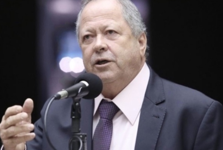 Defesa de Chiquinho Brazão quer novo relator em processo que pode cassá-lo