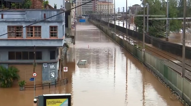 Entenda como rios do RS subiram até 14 metros e bateram recordes de inundação