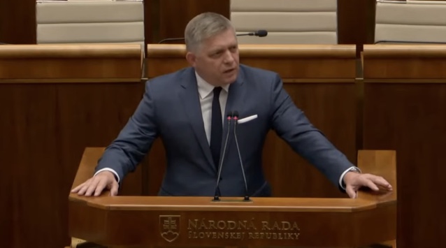 Premiê da Eslováquia passa por nova cirurgia e continua em estado grave, diz vice