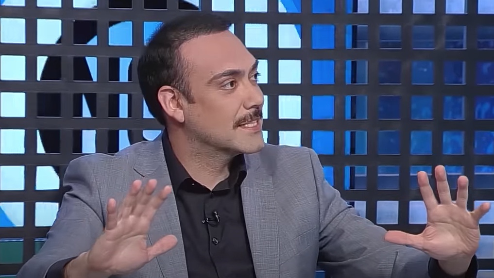 Senador chileno diz que foi abduzido por ETs e que precisa difundir mensagem