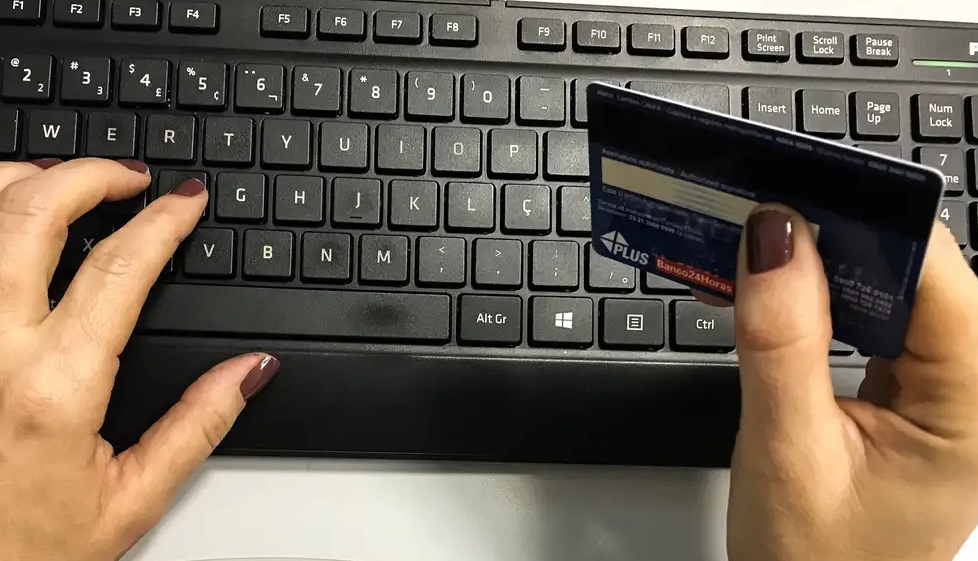 Haddad descarta taxar comércio online para compensar desoneração