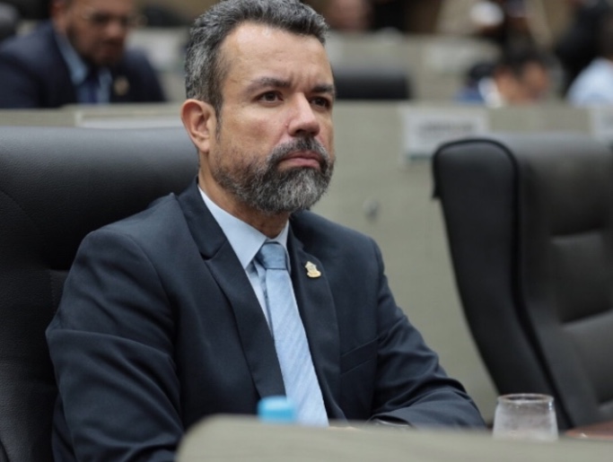 TRE-AM rejeita recurso de Antônio Peixoto para recuperar cargo na CMM