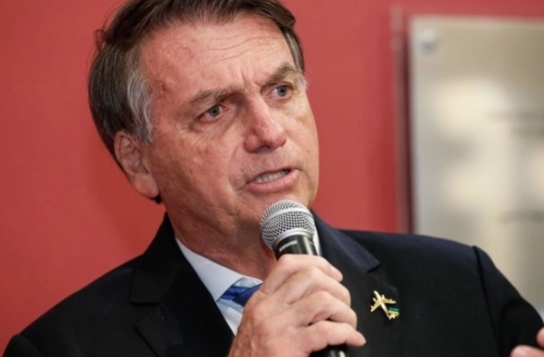Bolsonaro tem condenação anulada pelo TSE mas segue inelegível; entenda
