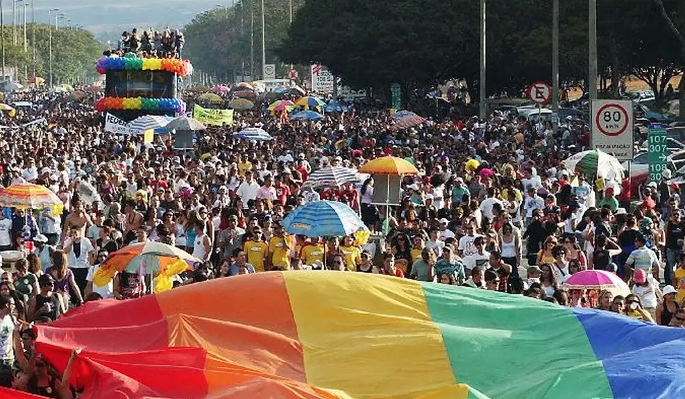 PL define regras para respeito às pessoas LGBT+; veja quais