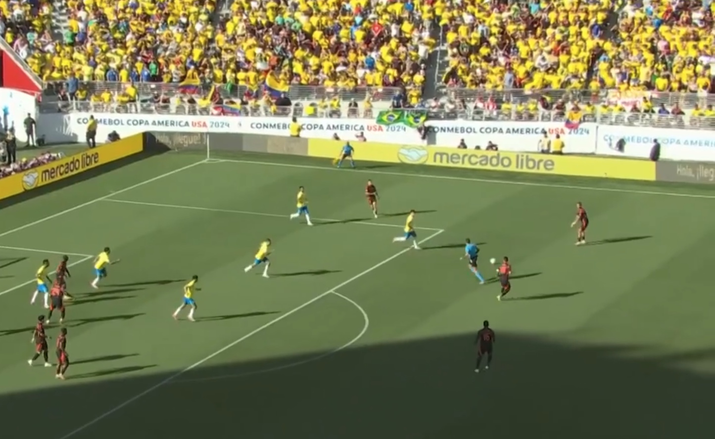 Brasil e Colômbia empatam em 1 a 1 no primeiro tempo 