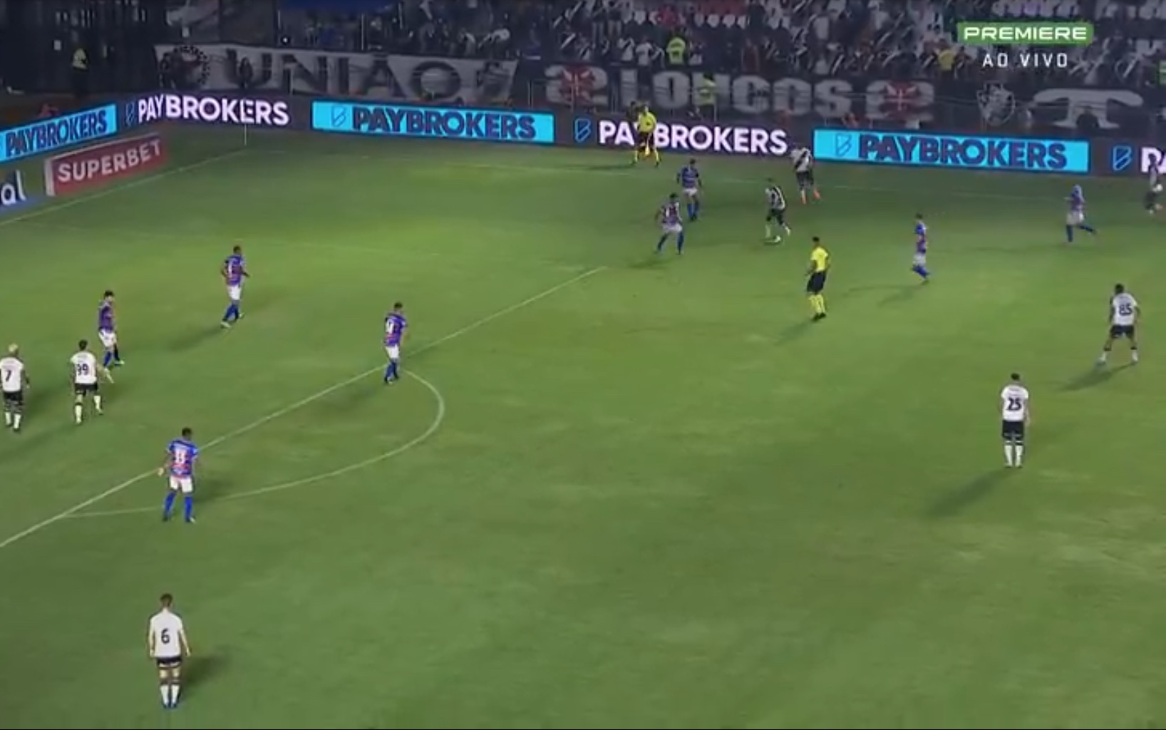 Vasco vence Fortaleza por 2 a 0 no São Januário