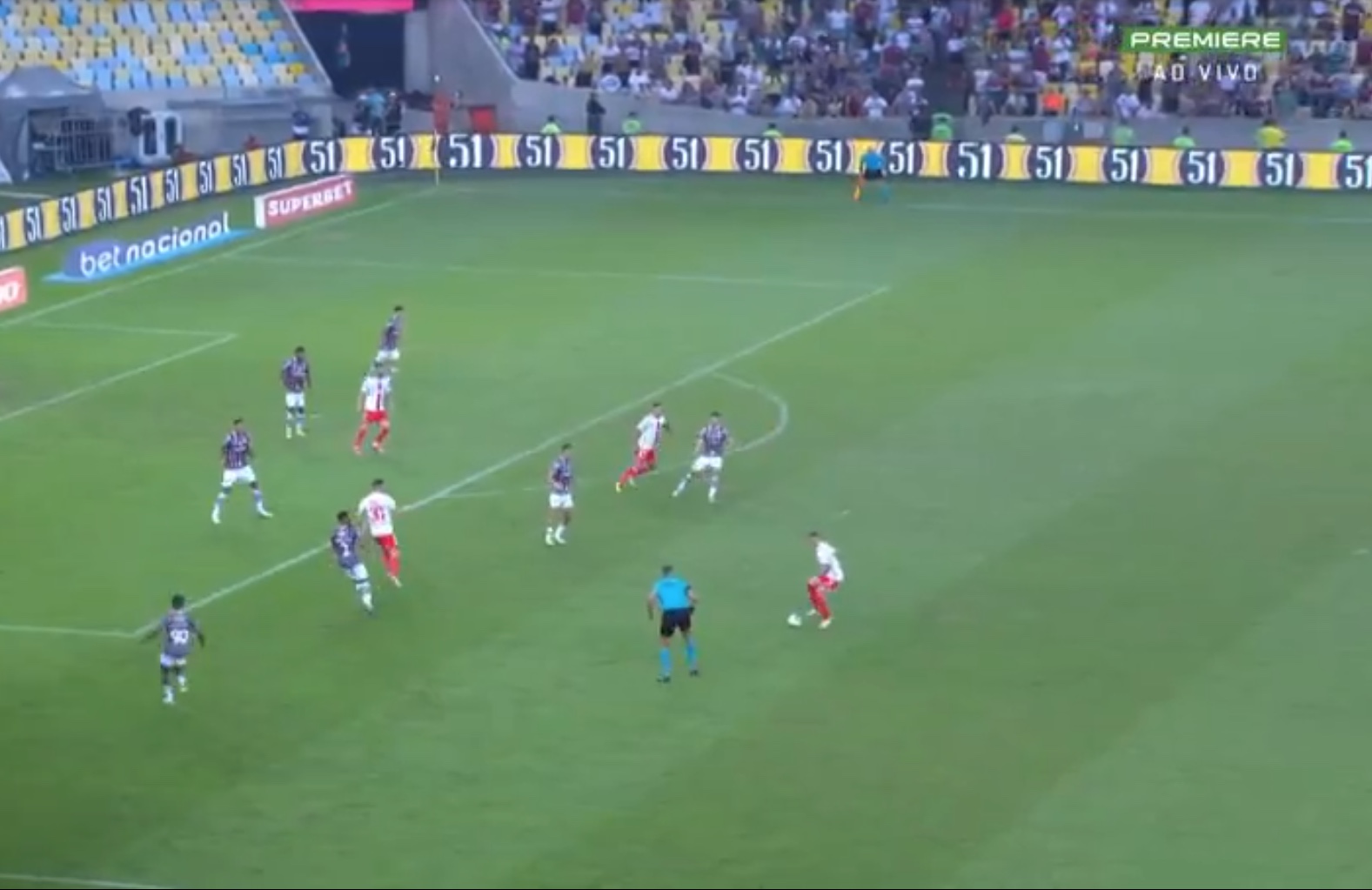 Fluminense arranca empate com Internacional no Maracanã