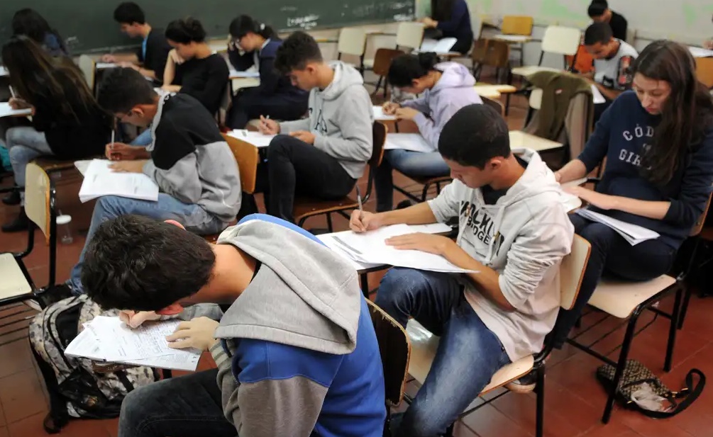 Entenda as mudanças no ensino médio que passam a valer em 2025
