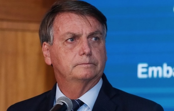 Governo dos EUA diz não ter registros sobre cartões de vacina de Bolsonaro
