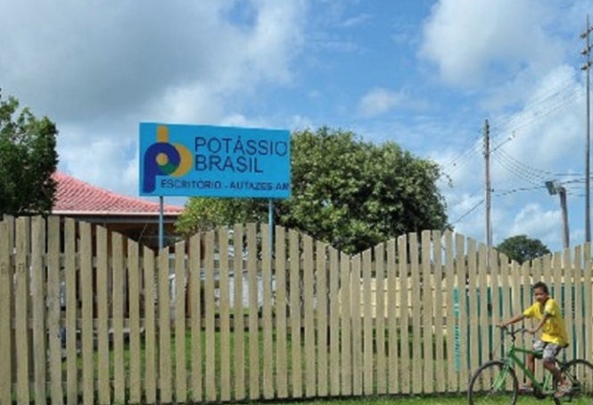 Justiça proíbe presidente de mineradora de entrar em terra indígena no Amazonas