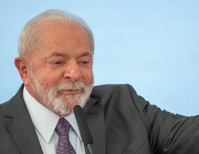 Lula: Aumento do salário mínimo faz brasileiro ficar 'mais bonitão e mais gordo'