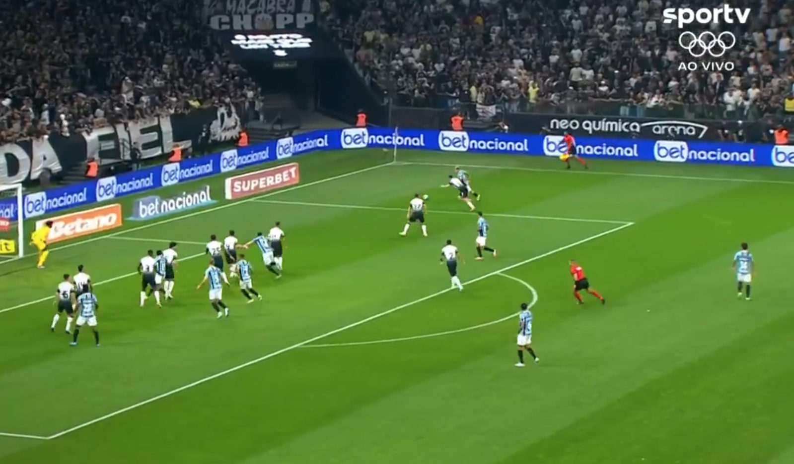 Corinthians e Grêmio empatam em 2 a 2 pelo Brasileirão 
