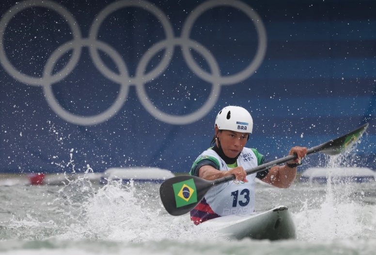 Ana Sátila avança para as semifinais da canoagem slalom