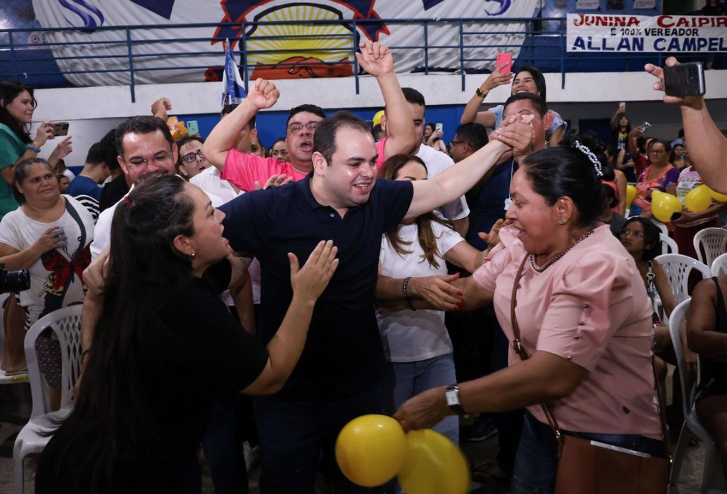 Roberto Cidade cresce e já ameaça segundo colocado nas pesquisas em Manaus